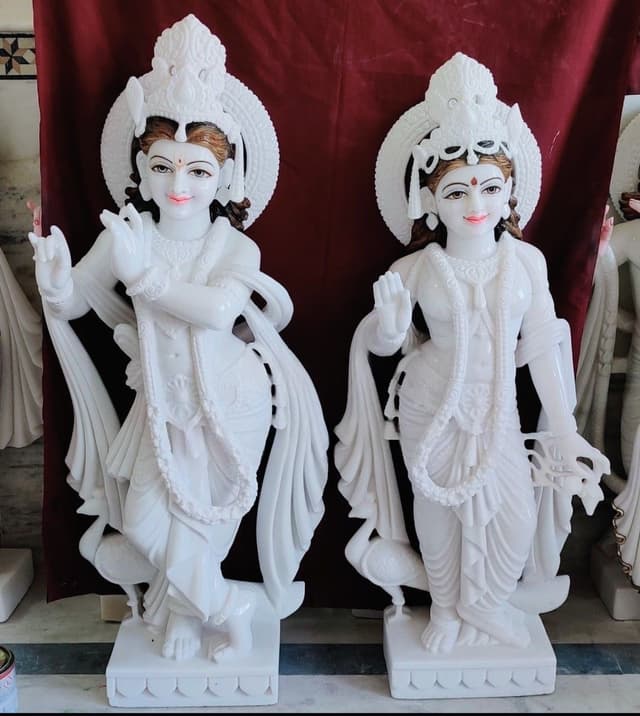 Eternal Marble Radha Krishna — The Divine Lovers of Vrindavan thumbnail 3