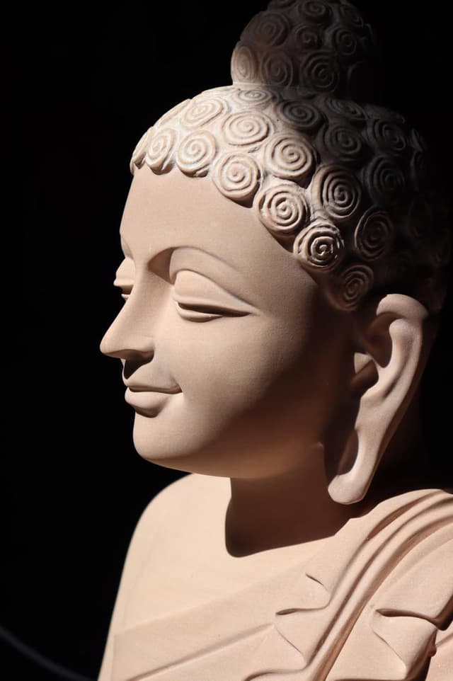 Serene Meditating Buddha (Dhyana Mudra) thumbnail 3